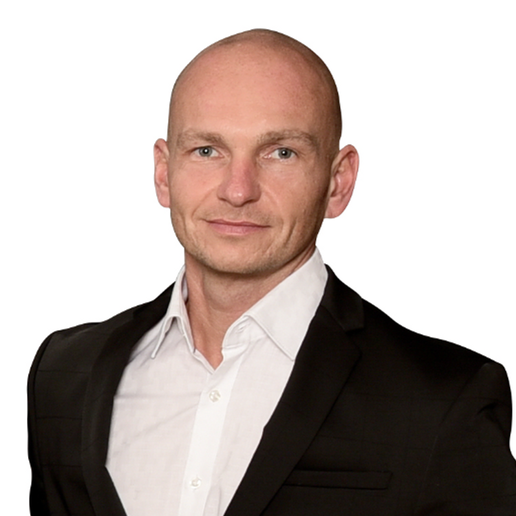 Herr Nils Schmidt